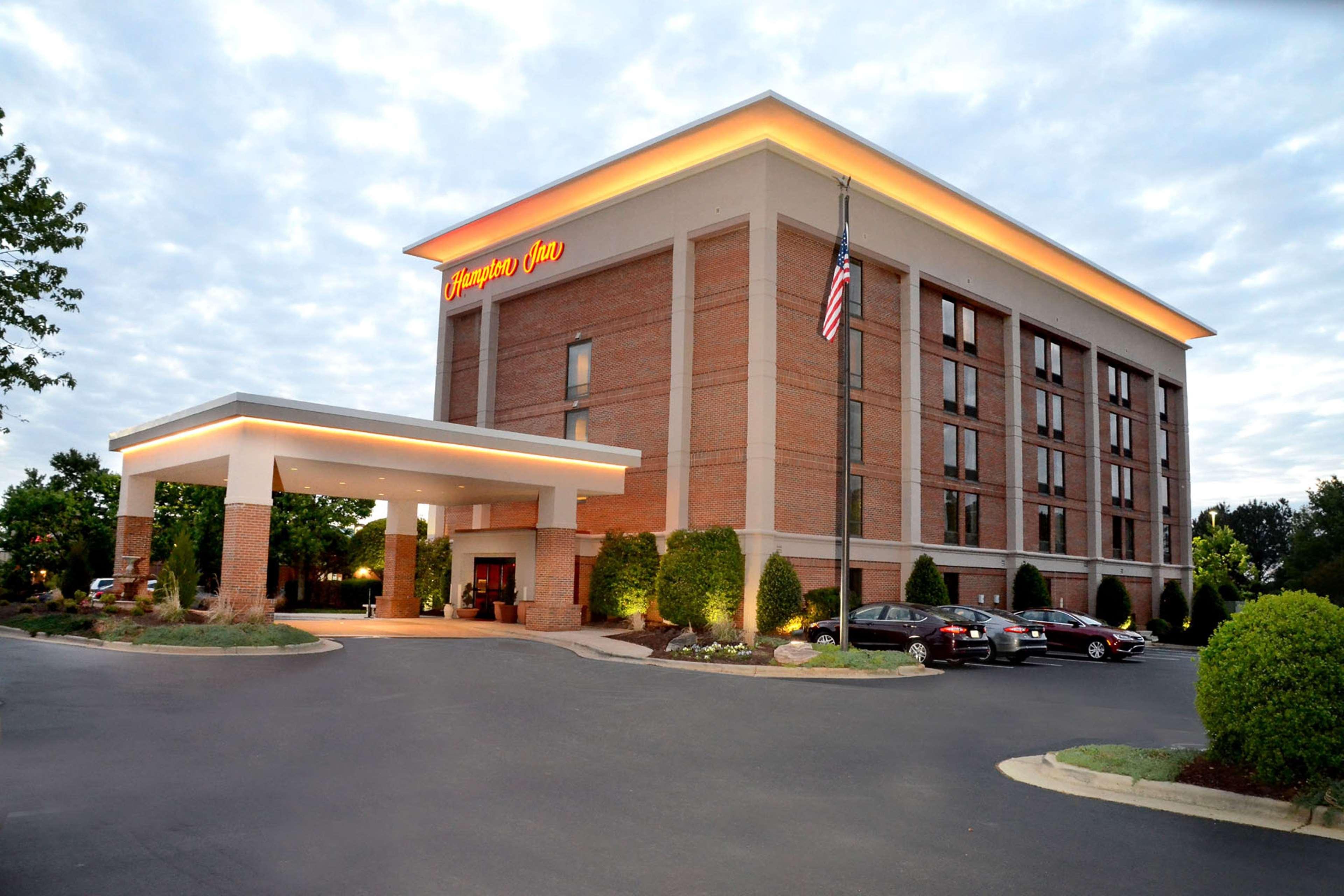 Hampton Inn Raleigh Capital Blvd North מראה חיצוני תמונה