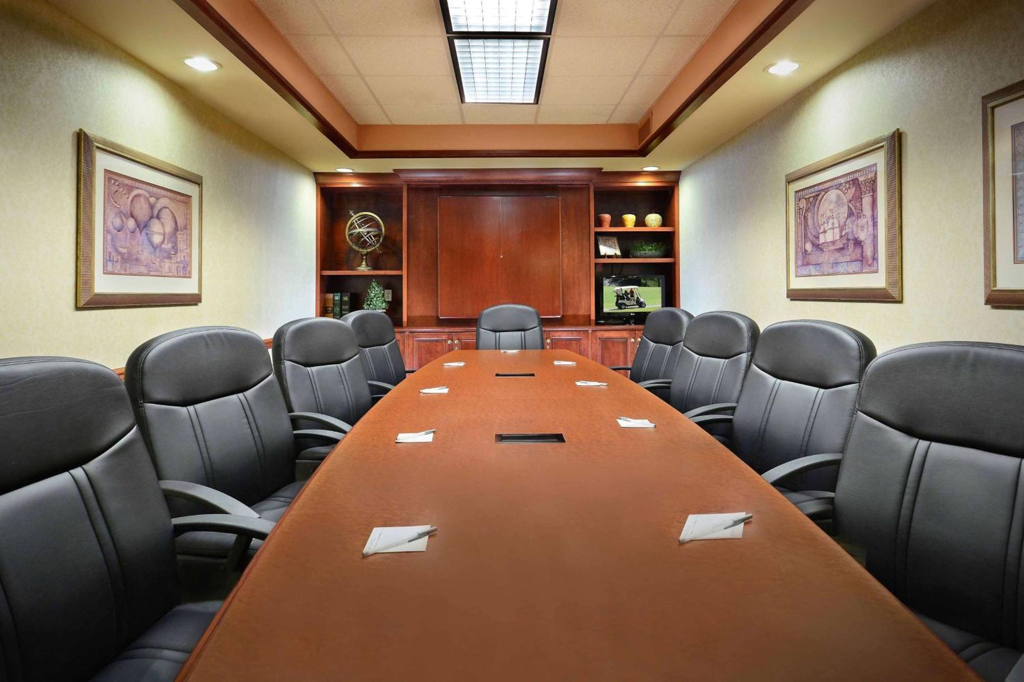 Hampton Inn Raleigh Capital Blvd North מראה חיצוני תמונה