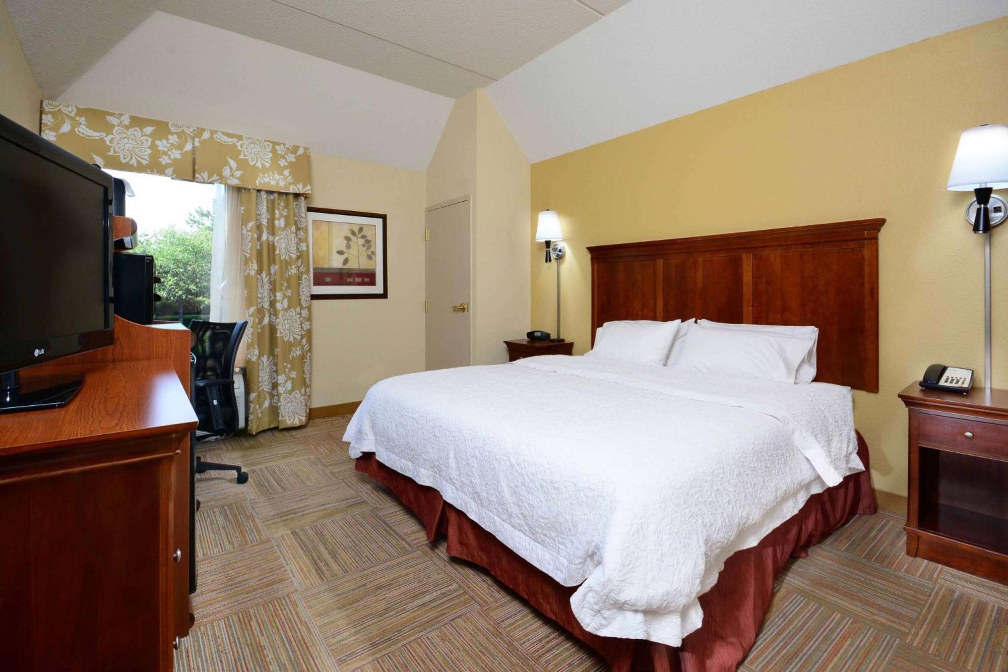 Hampton Inn Raleigh Capital Blvd North מראה חיצוני תמונה