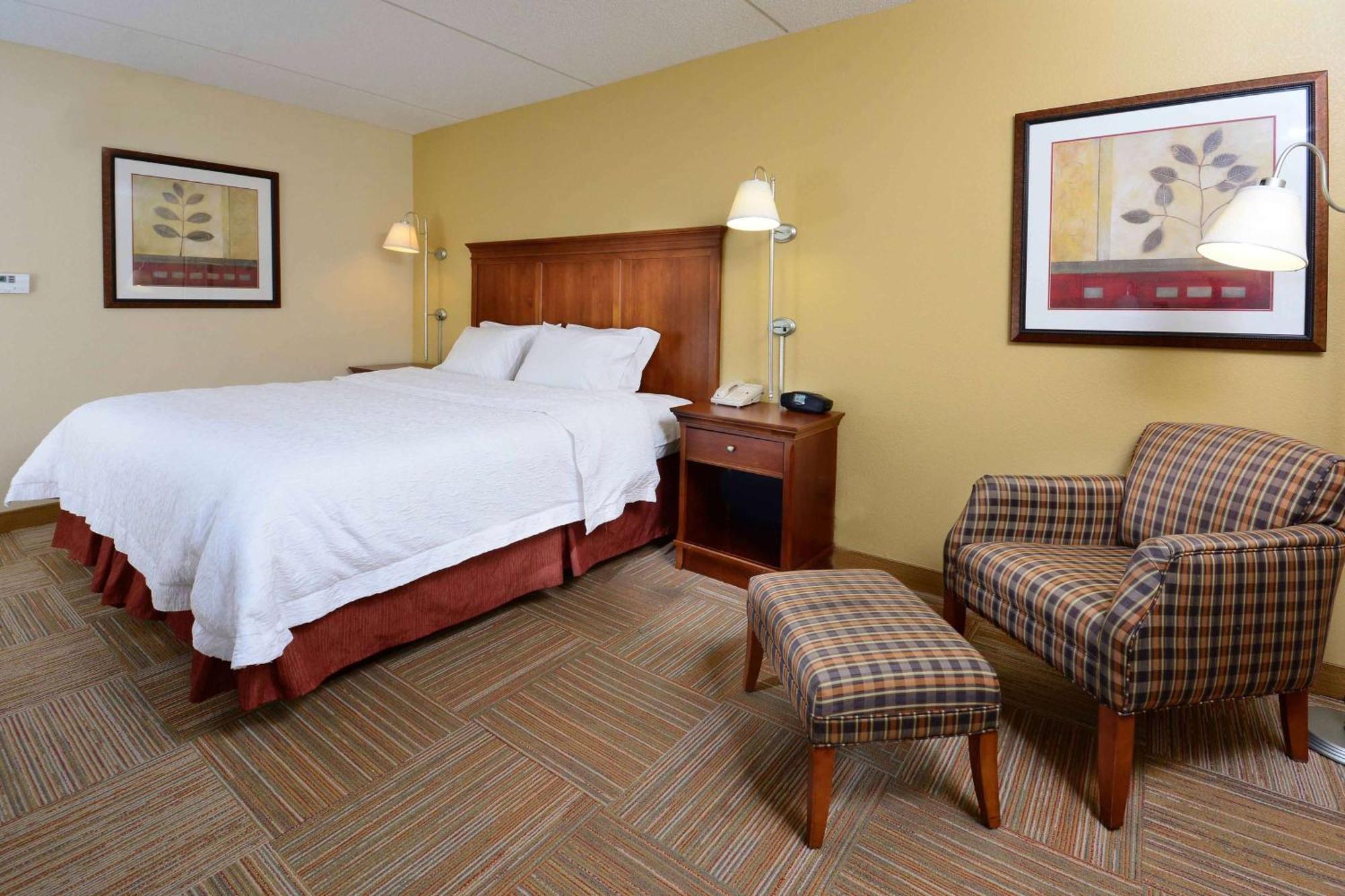 Hampton Inn Raleigh Capital Blvd North מראה חיצוני תמונה