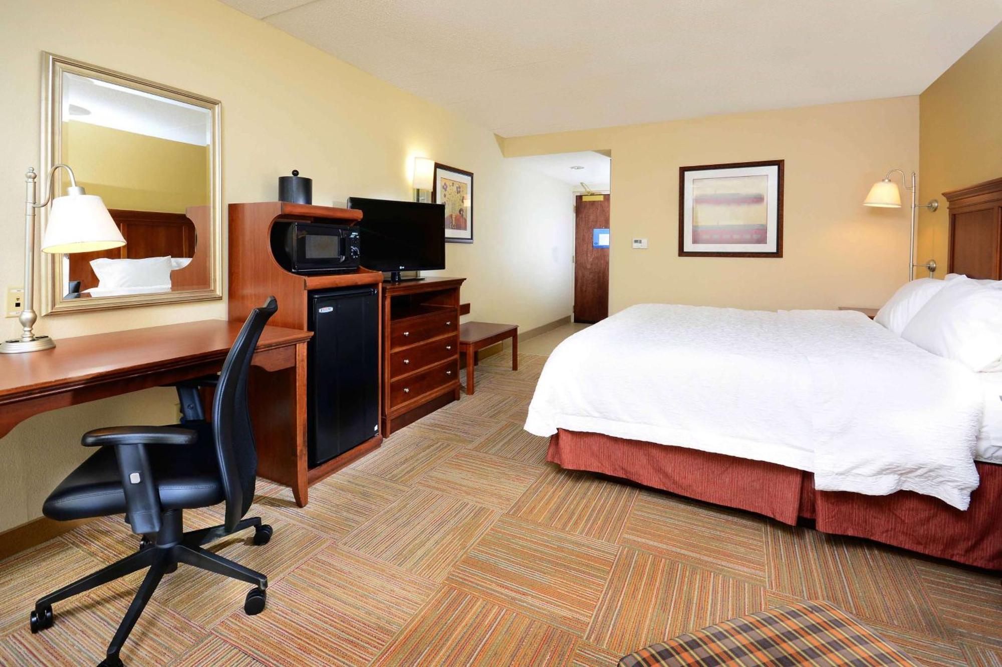 Hampton Inn Raleigh Capital Blvd North מראה חיצוני תמונה